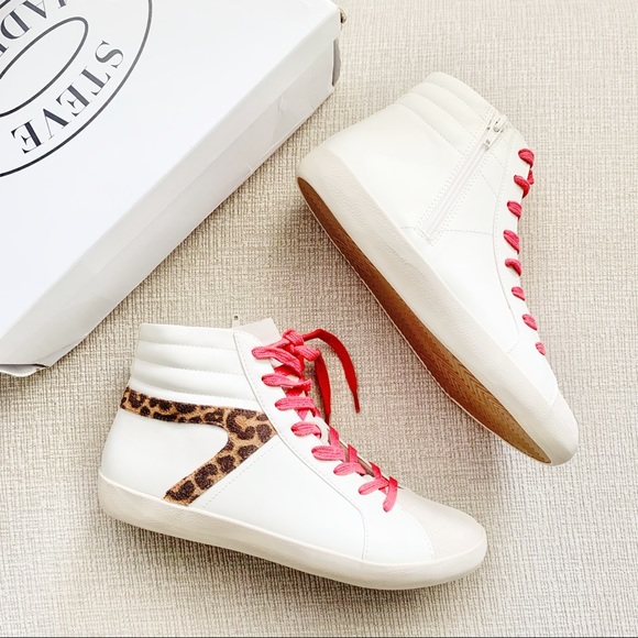 steve madden zipper sneakers